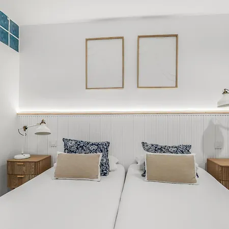 Beachside Comfort Canteras